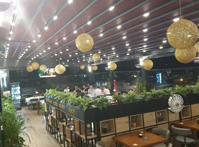 Hotel Perla E Dumrese, Bar-restaurant-hotel 4*