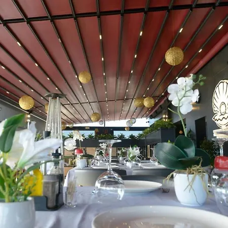 Perla E Dumrese, Bar-restaurant-hotel 4* Belsh