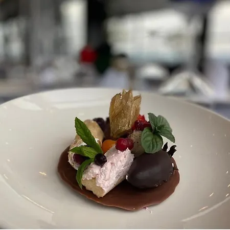 Perla E Dumrese, Bar-restaurant-hotel 4*