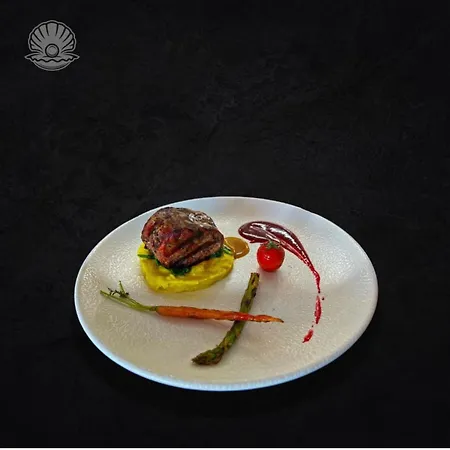 Perla E Dumrese, Bar-restaurant-hotel 4* Belsh