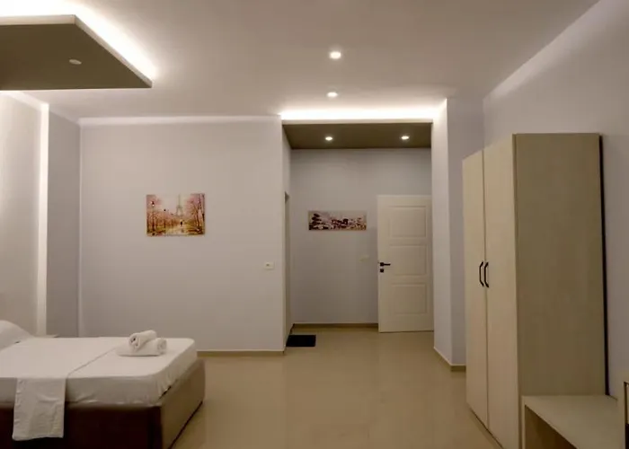 Perla E Dumrese, Bar-restaurant-hotel מלון